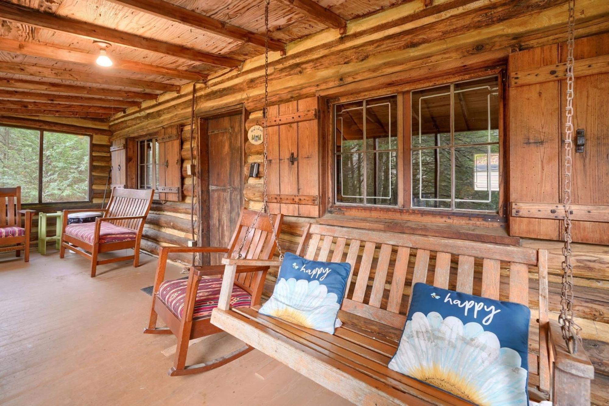Russell Cabin Логан Экстерьер фото