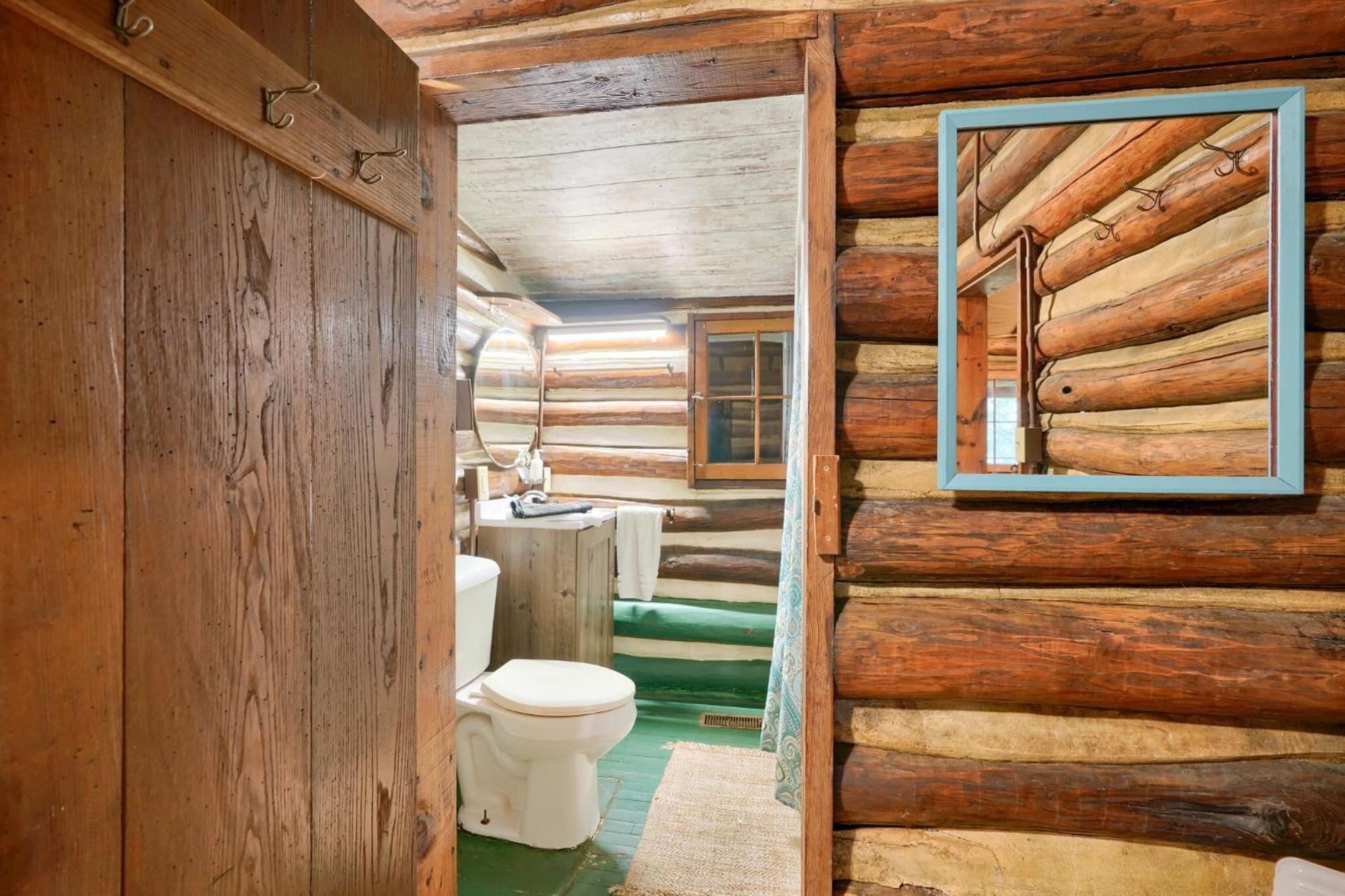 Russell Cabin Логан Экстерьер фото
