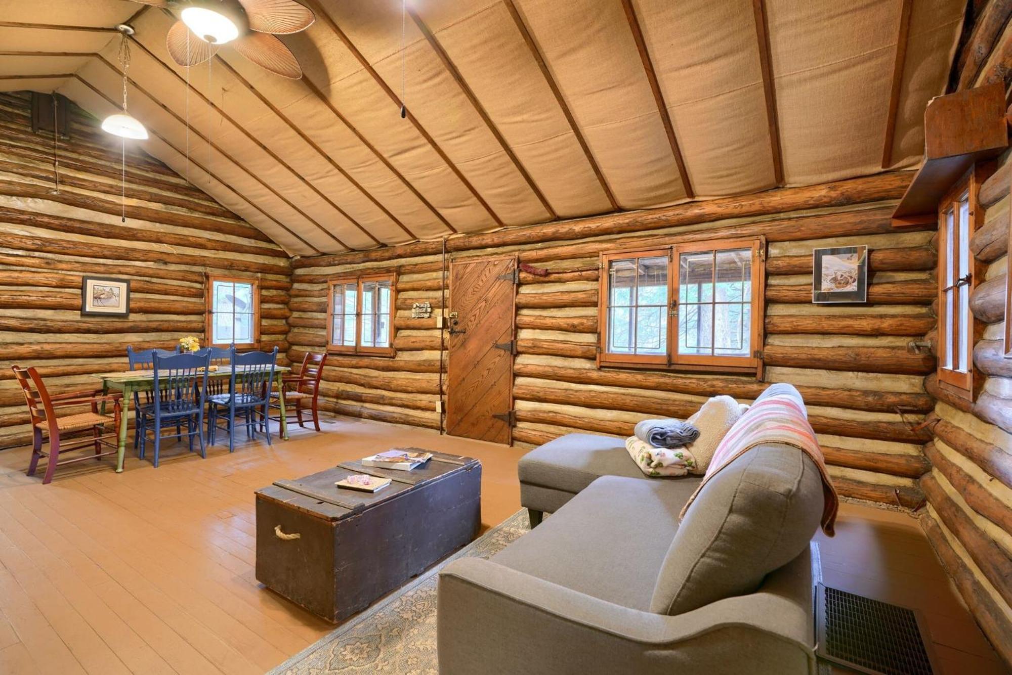 Russell Cabin Логан Экстерьер фото
